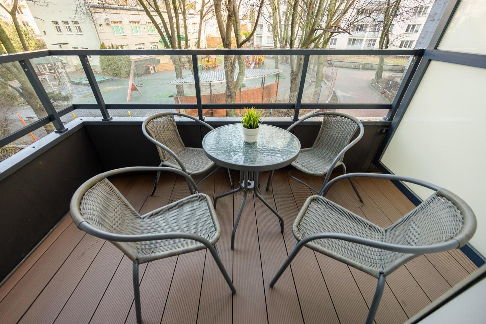 Srodmiescie Warsaw Muranow Apartments With Parking By Noclegi Renters Exterior photo