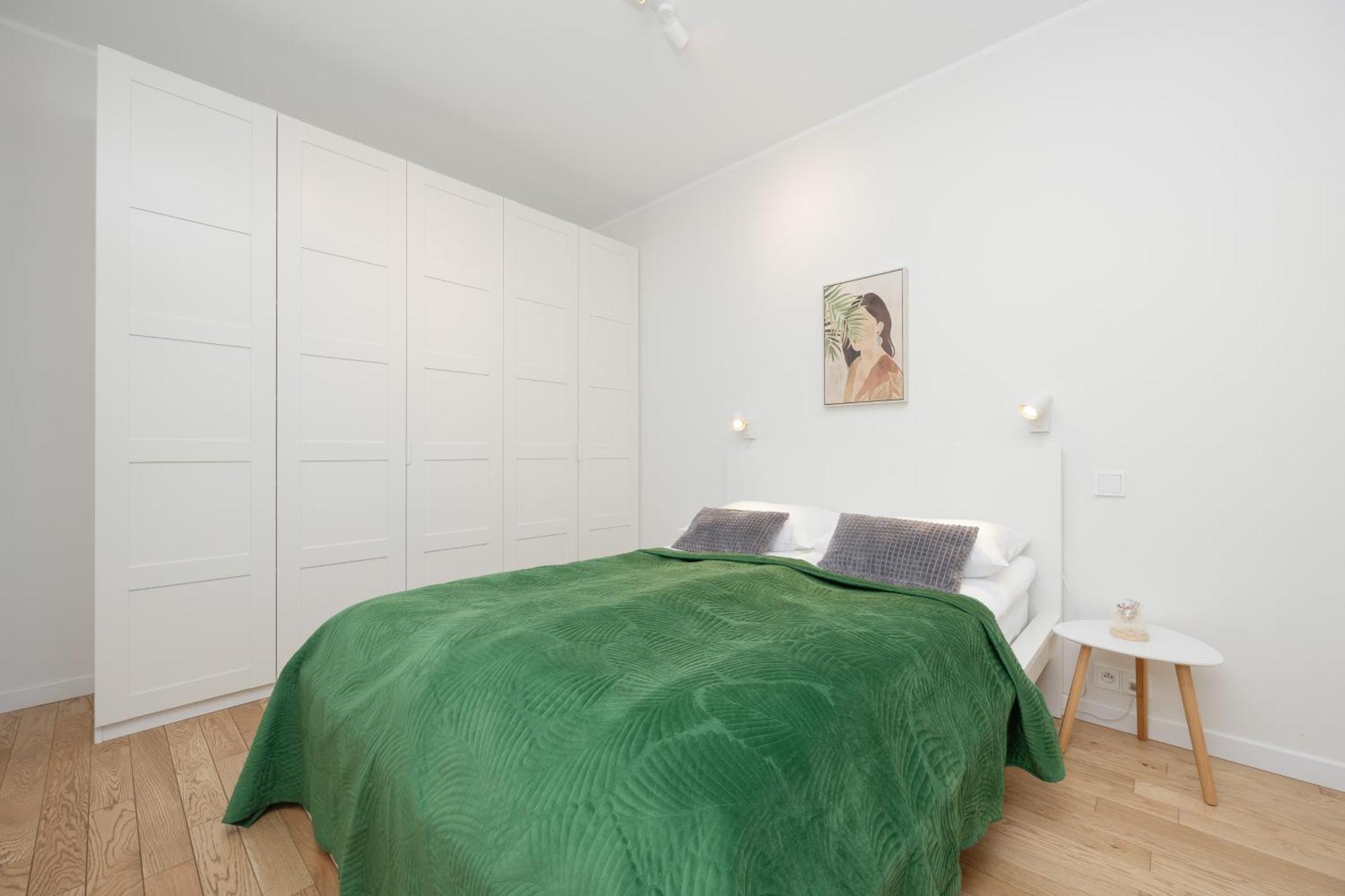 Srodmiescie Warsaw Muranow Apartments With Parking By Noclegi Renters Exterior photo